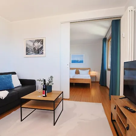 Kaiservillen - Mit 1 Schlafzimmer Und Balkon D232 Lägenhet