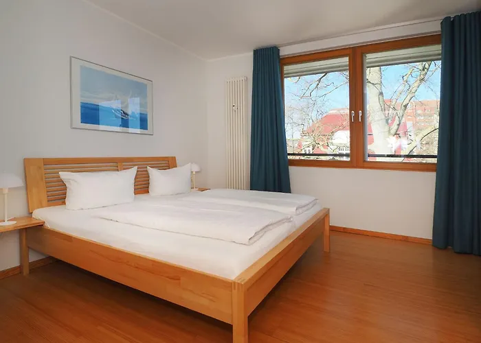 Kaiservillen - Mit 1 Schlafzimmer Und Balkon D232 شقة *
